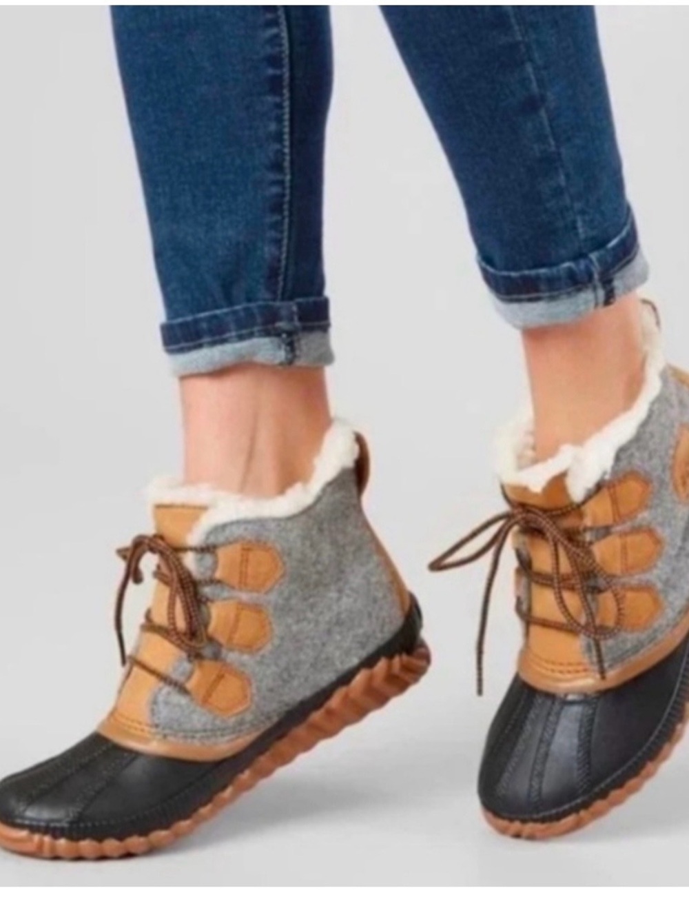 Sorel Out N About Plus Felt gray black ankle boot